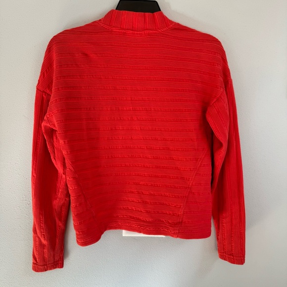 Maeve Anthropologie Red Textured Knit Mock Neck Button Shoulder Top Small - Picture 5 of 8